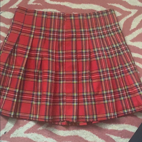 Skirt - Picture 3 of 4